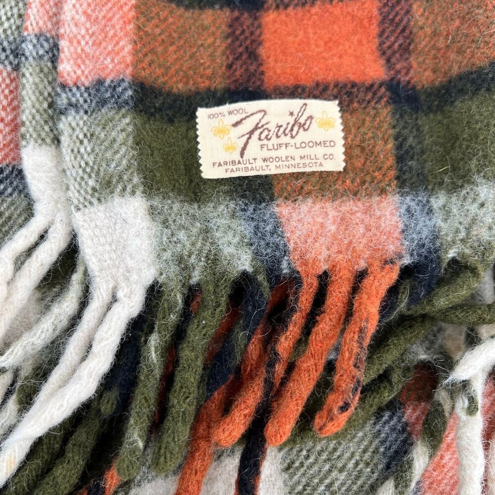 Faribo Fluff-Loomed soft plaid wool blanket - Picture 5 of 6